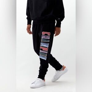 NWT - Champion Pacsun Exclusive - Collegiate Appliqué Pants - size XS